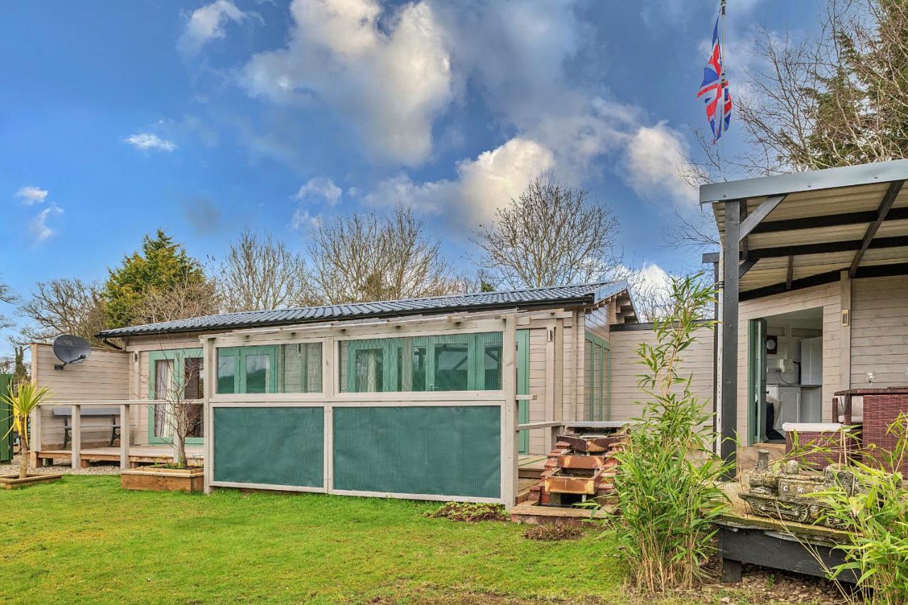 Finest Retreats - Garden Lodge Craven Arms Bagian luar foto