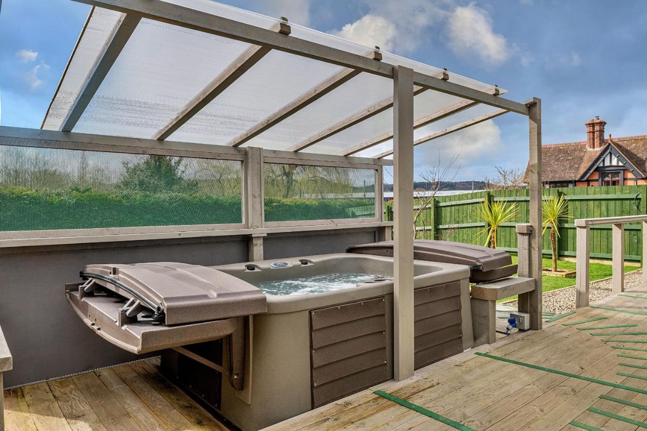 Finest Retreats - Garden Lodge Craven Arms Bagian luar foto
